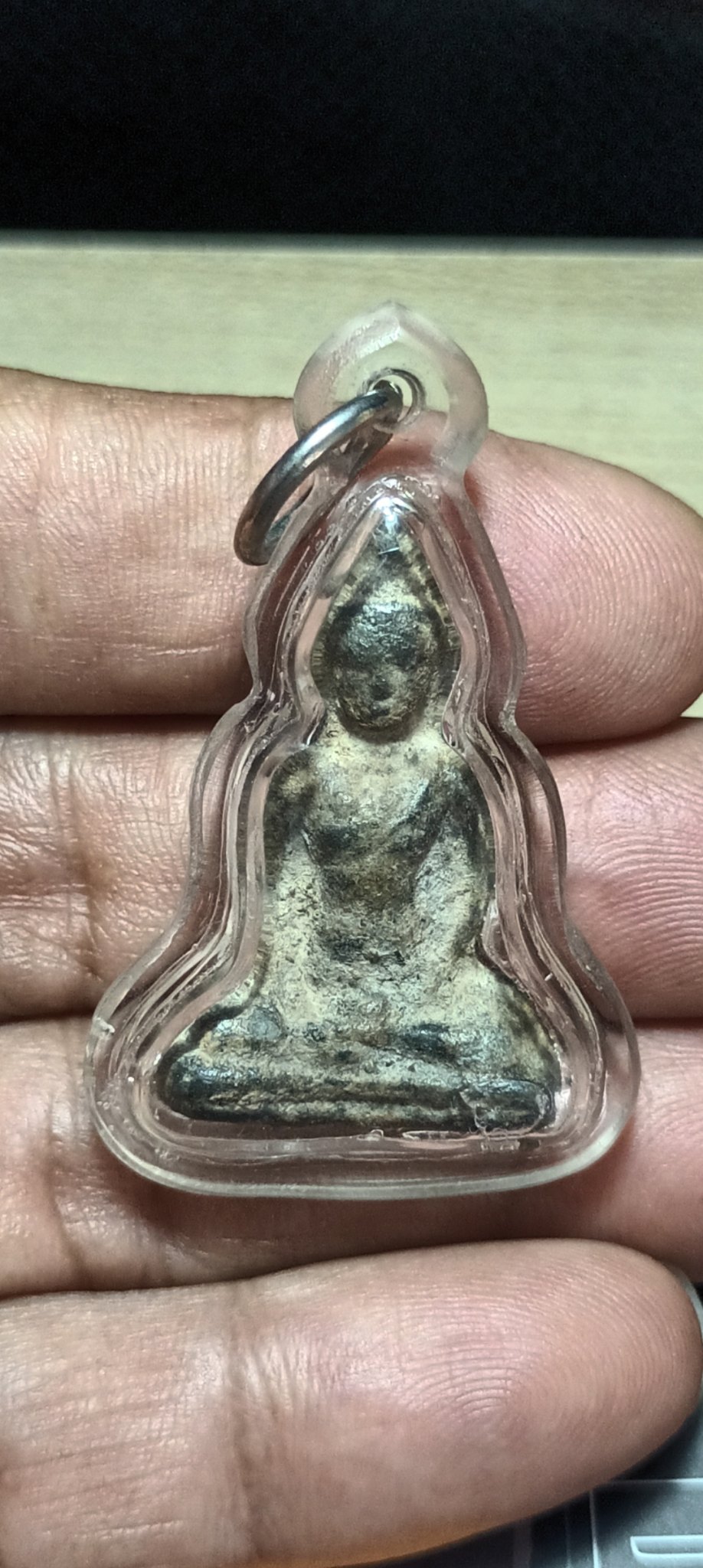 พระร่วงนั่งหลังลิ่มกรุวัดช้างล้อม ศรีสัชนาลัย สุโขทัย